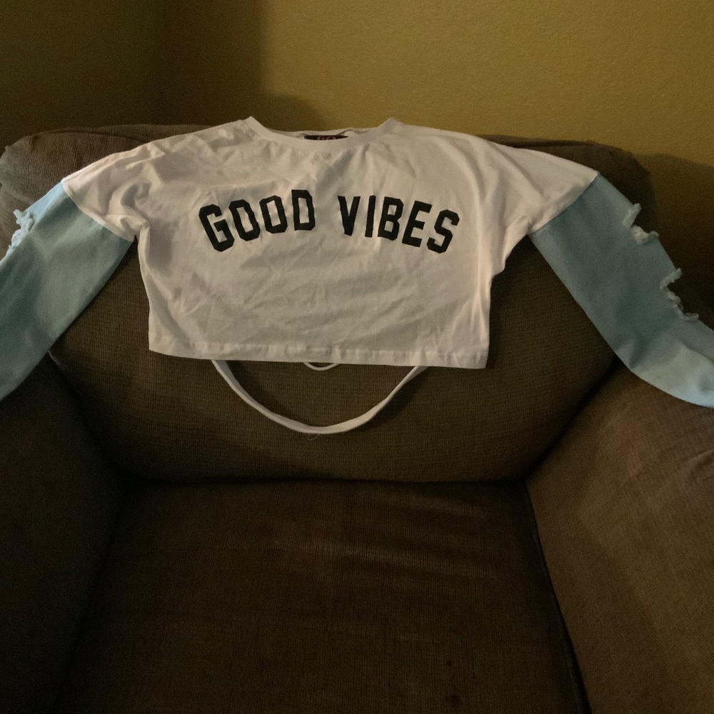Thrill 94 Good Vibes Shirt Size M